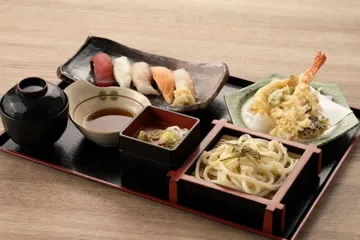料理をお部屋にお届け